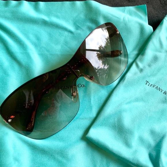 Tiffany & Co sunglasses - Picture 2 of 8